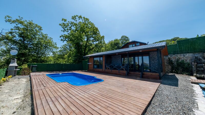 Sakarya Sapanca Nailiye 2 Kişilik Jakuzili Bungalov Göl Manzaralı SFRS1000-102