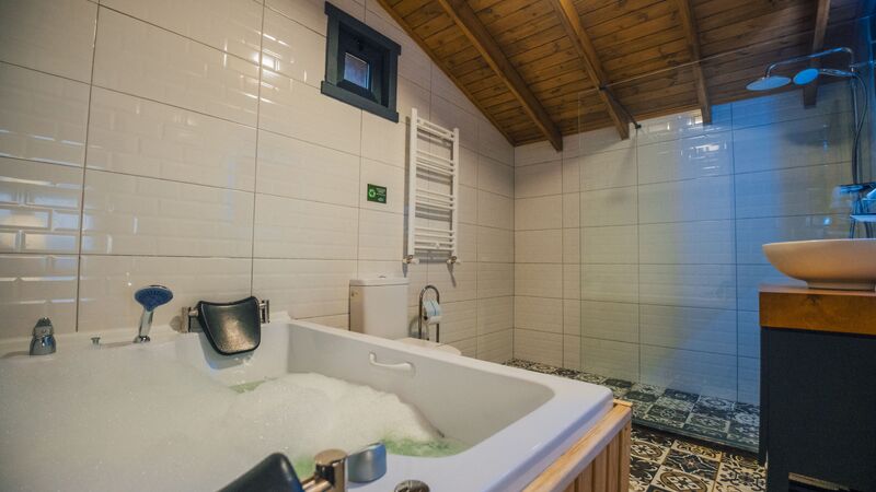 Sakarya Sapanca Uzunkum Mevkii Göl Manzaralı Bungalov SFRS-001