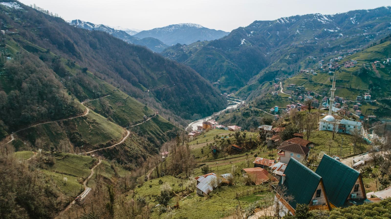 Rize Ardeşen Cami Mevkii 2 Kişilik Doğa Manzaralı Bungalov SFR2000-2